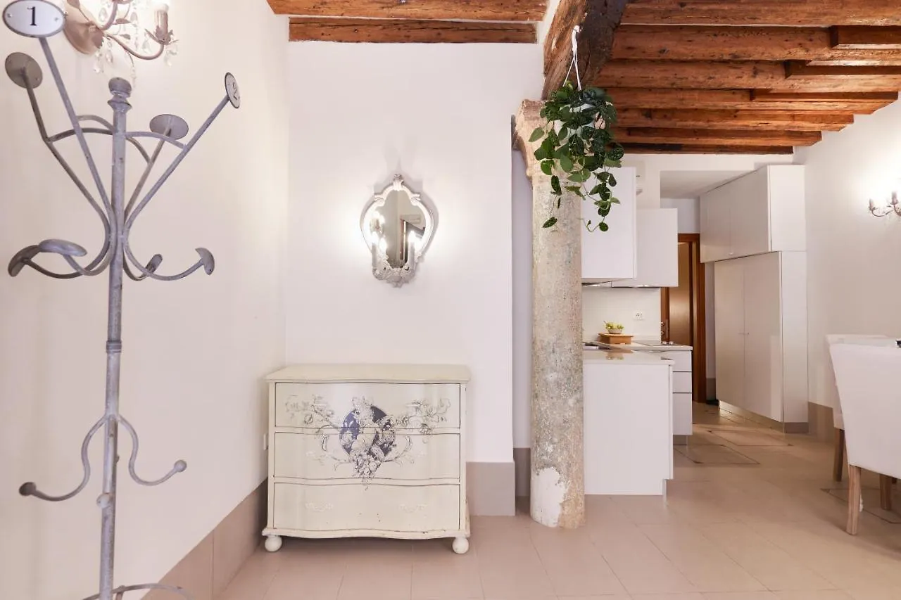 Rialto Apartment Near The Grand Canal Ac Wifi Venedig